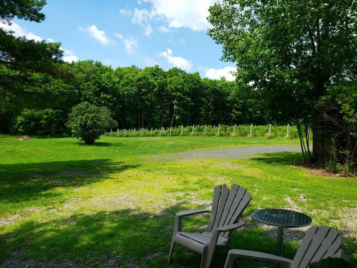 Auberge Du Vignoble Bromont Esterno foto